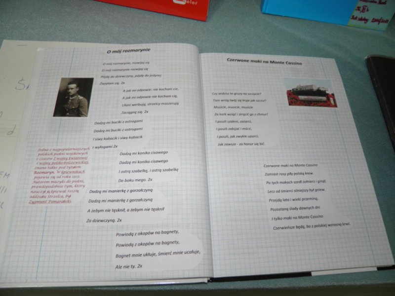 Wystawa - Śpiewniki Partiotyczne